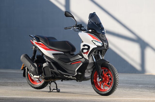 SR-GT 125/200 QUESTO MESE TUO CON 1.000€ di SCONTO.  A PARTIRE DA 3.299€ CON RATE DA 49€ AL MESE. TI ASPETTIAMO IN CONCESSIONARIA!!!